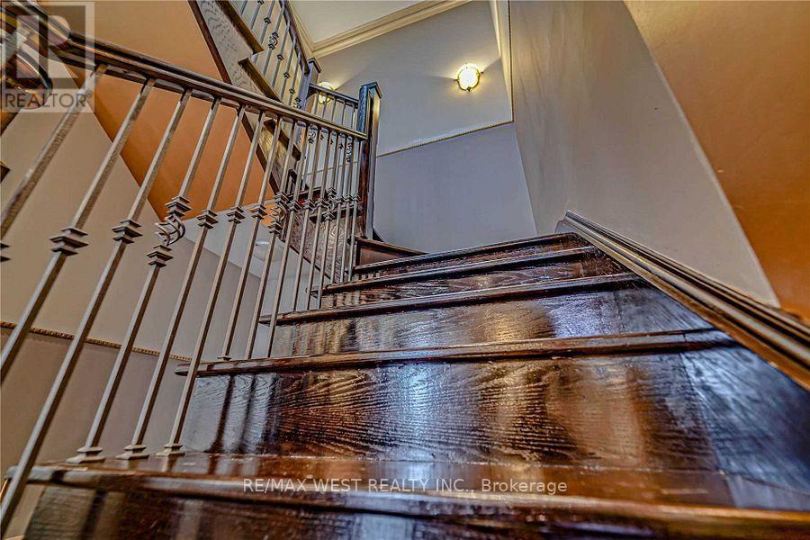 83 Elm Avenue, Richmond Hill, Ontario  L4C 6K8 - Photo 28 - N13429058
