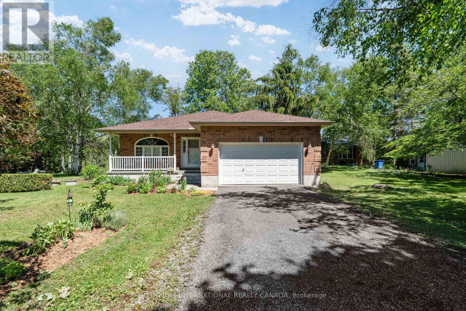 63 Pinecrest Road, Georgina, Ontario L0E 1N0 - Photo 2 - N13471074