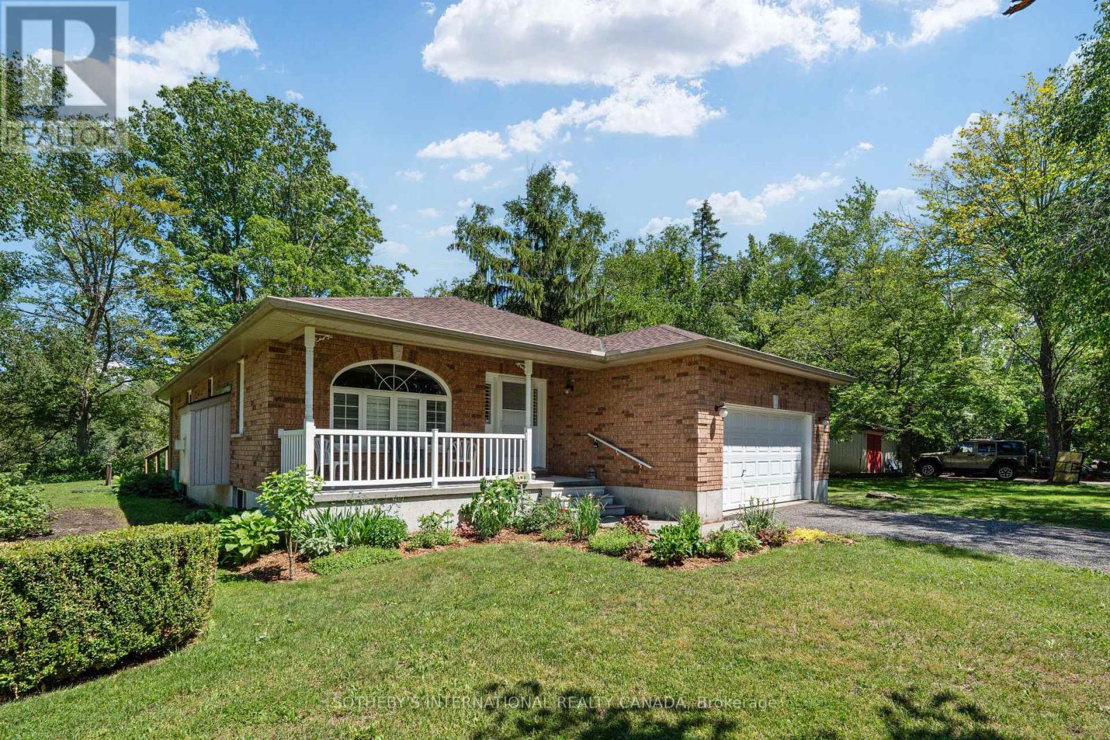 63 Pinecrest Road, Georgina, Ontario L0E 1N0 - Photo 3 - N13471074