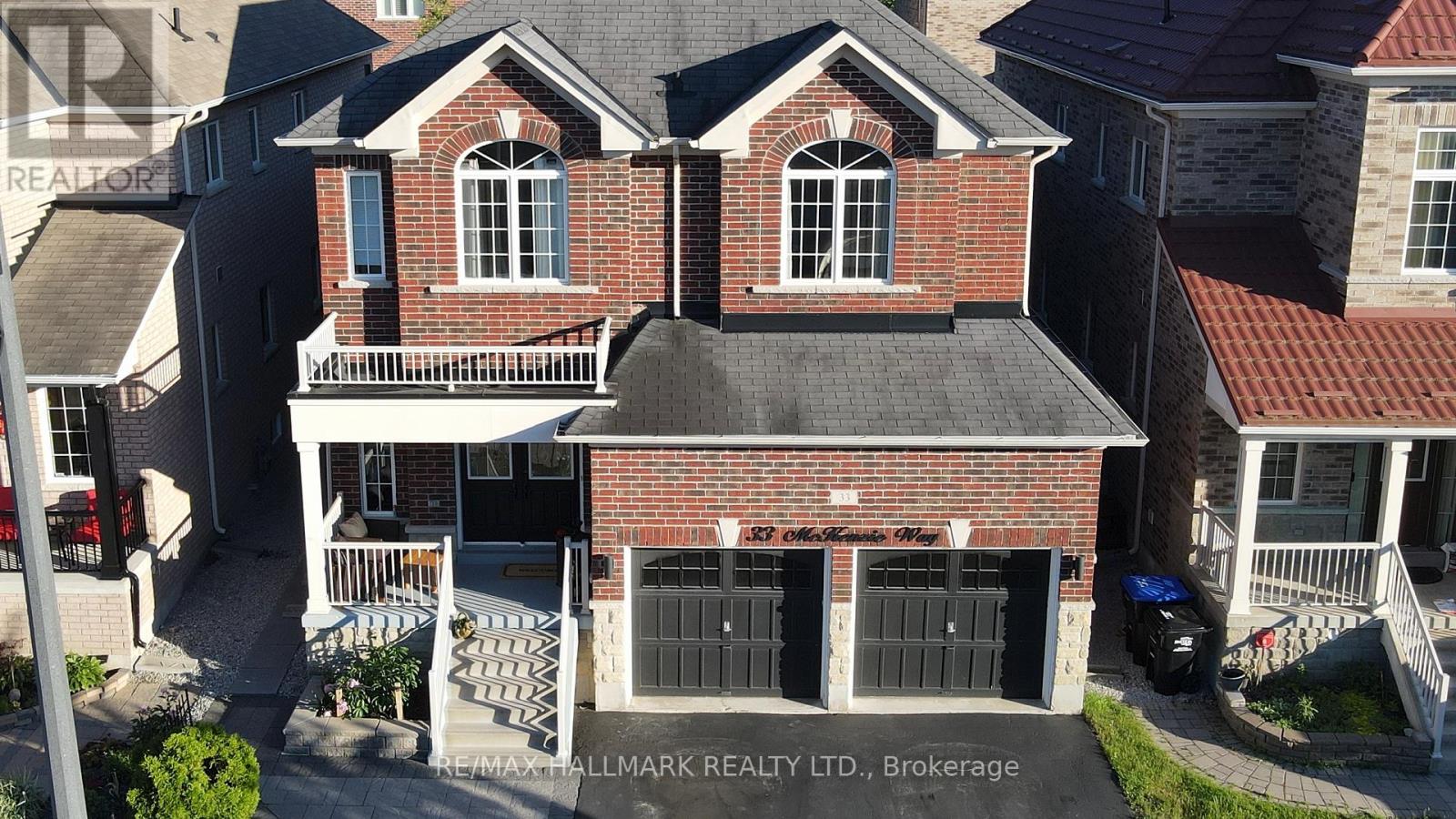 33 Mckenzie Way, Bradford West Gwillimbury, Ontario  L3Z 0K1 - Photo 2 - N13471102