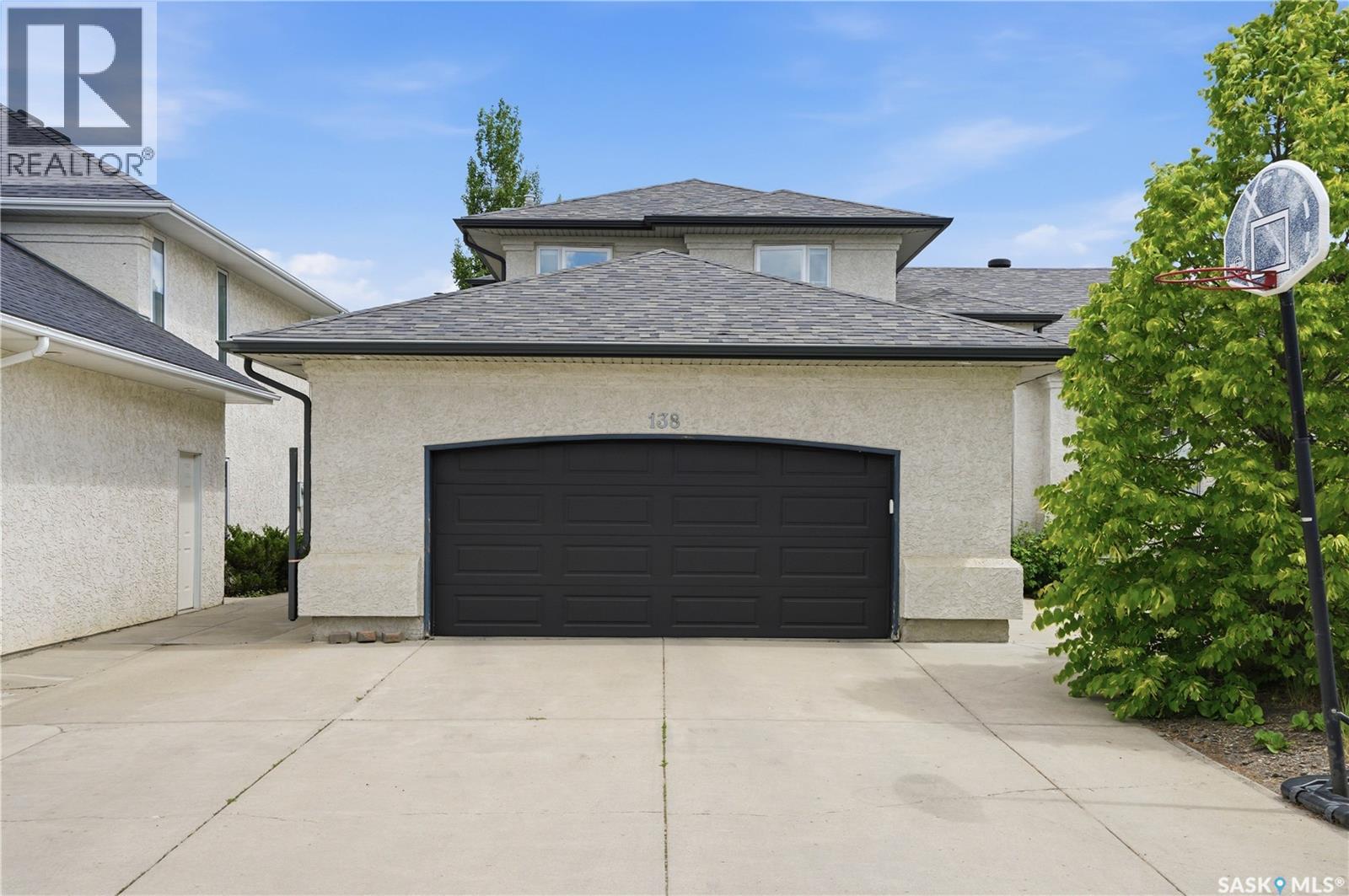 138 McFarland PLACE, Saskatoon, Saskatchewan