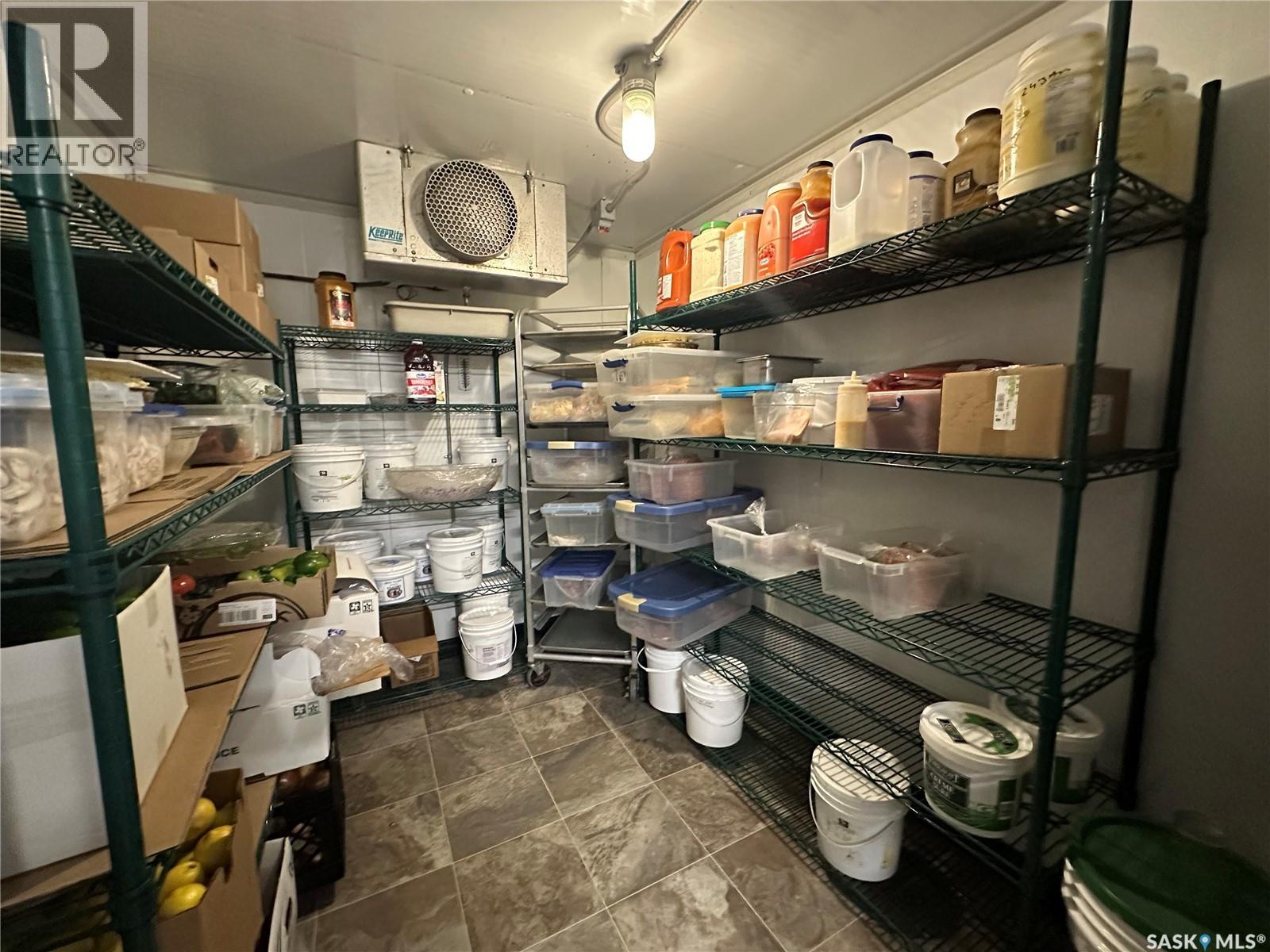116 Center Street, Ponteix, Saskatchewan  S4N 0E1 - Photo 17 - SK040035
