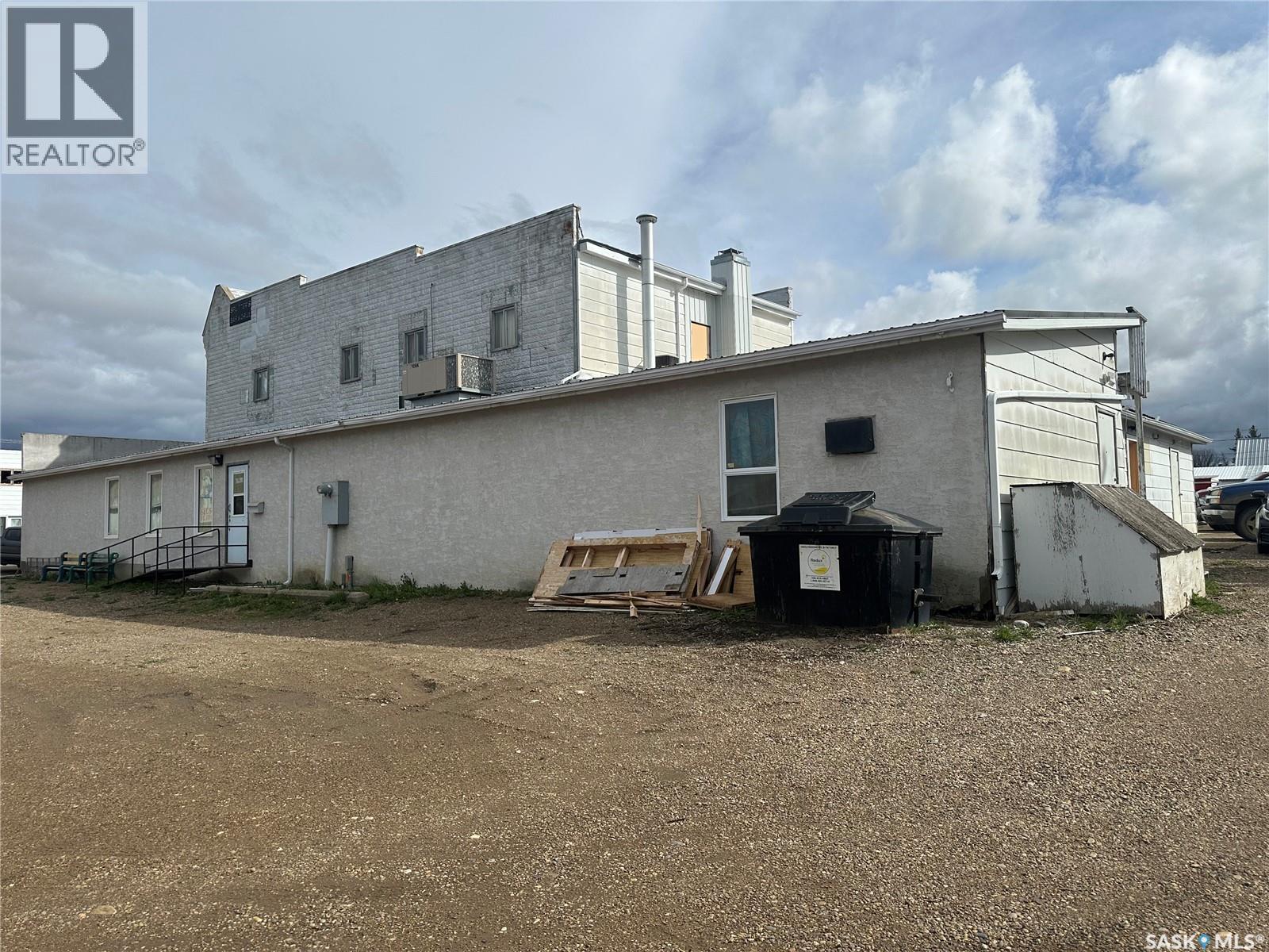 116 Center Street, Ponteix, Saskatchewan  S4N 0E1 - Photo 24 - SK040035