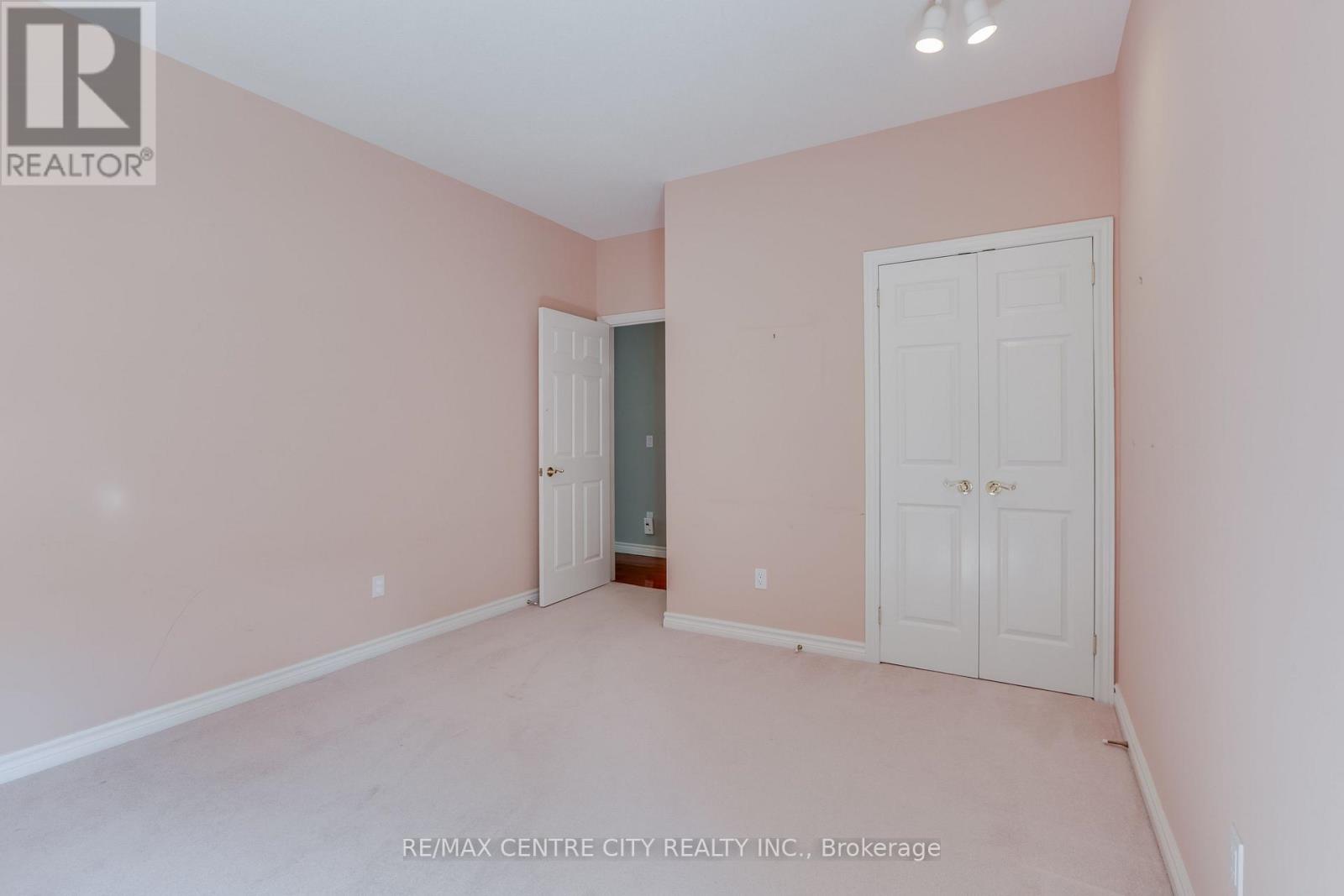 68 - 1040 Riverside Drive, London North, Ontario  N6H 5N4 - Photo 30 - X13226918