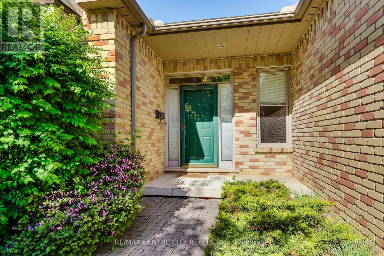 68 - 1040 Riverside Drive, London North, Ontario  N6H 5N4 - Photo 4 - X13226918