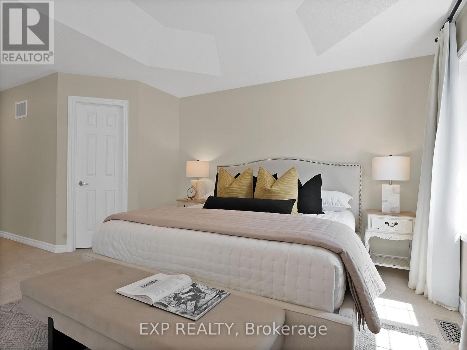 51 Living Crescent, Markham, Ontario  L6C 0T6 - Photo 25 - N13472614