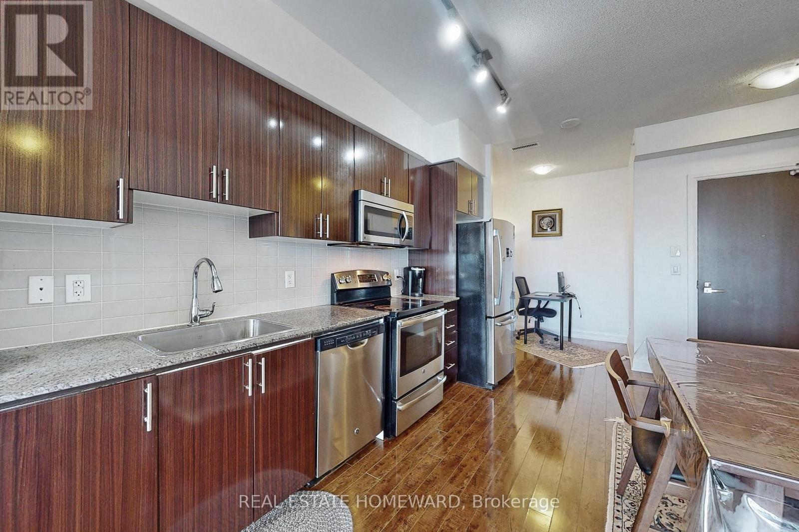 2430 - 7161 Yonge Street, Markham, Ontario  L3T 0C8 - Photo 12 - N13472628