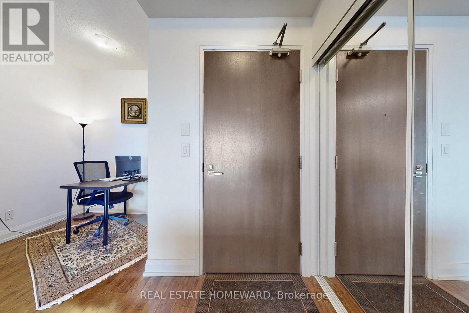 2430 - 7161 Yonge Street, Markham, Ontario  L3T 0C8 - Photo 4 - N13472628