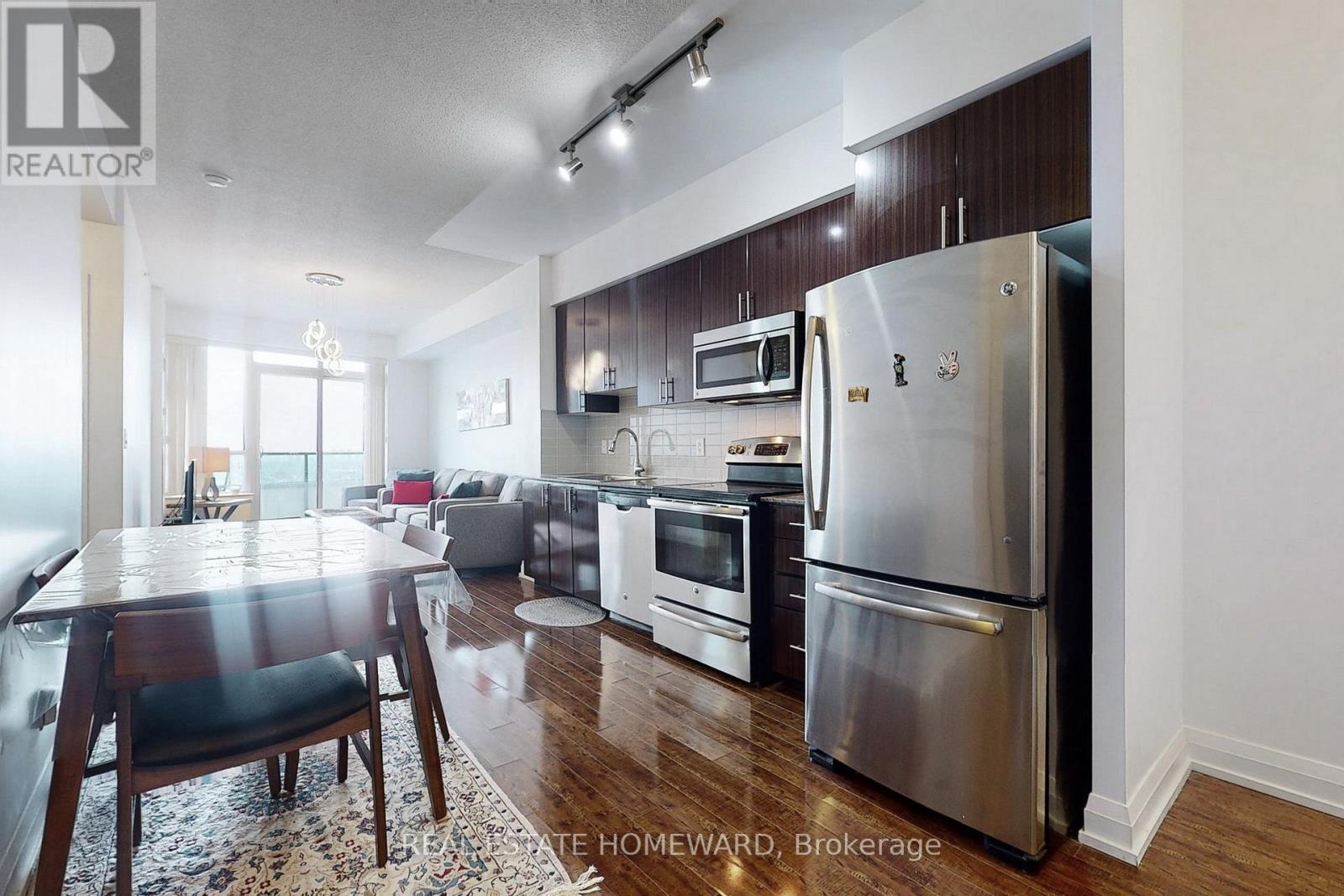2430 - 7161 Yonge Street, Markham, Ontario  L3T 0C8 - Photo 6 - N13472628