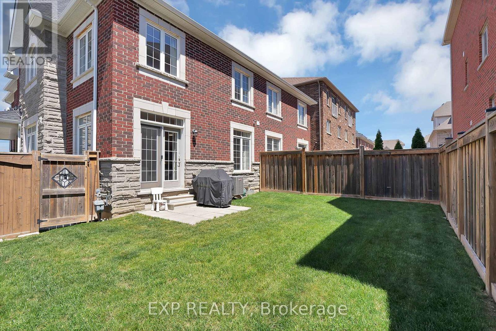 51 Living Crescent, Markham, Ontario  L6C 0T6 - Photo 46 - N13472614