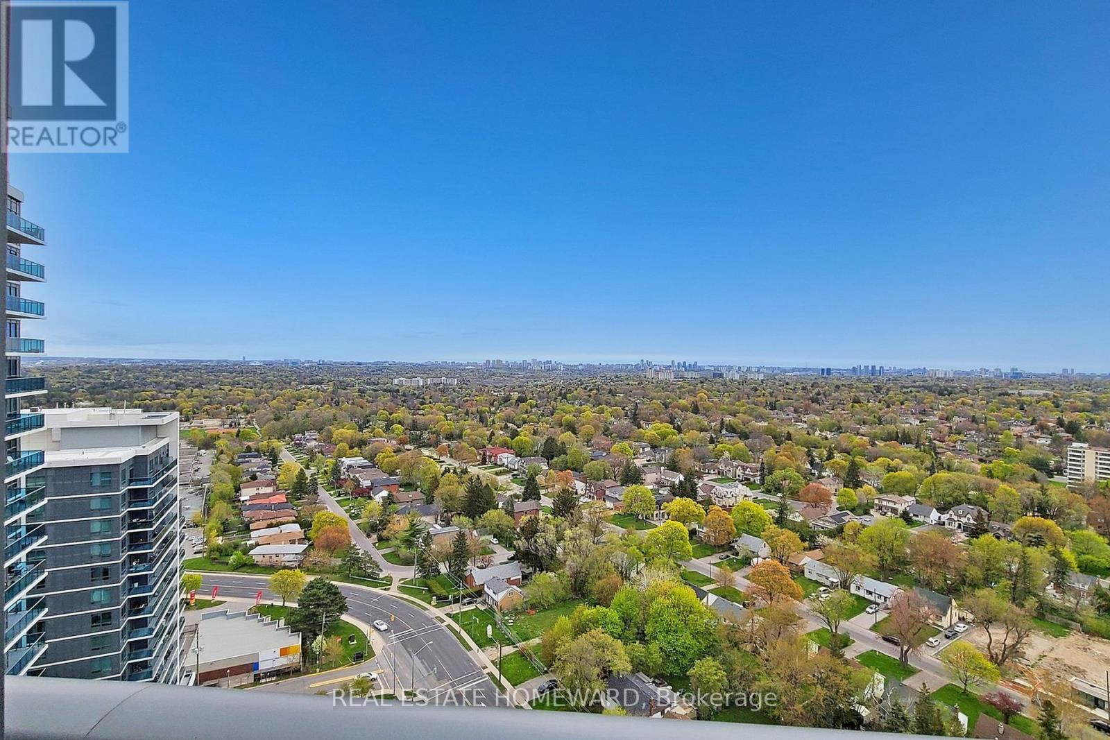 2430 - 7161 Yonge Street, Markham, Ontario  L3T 0C8 - Photo 2 - N13472628