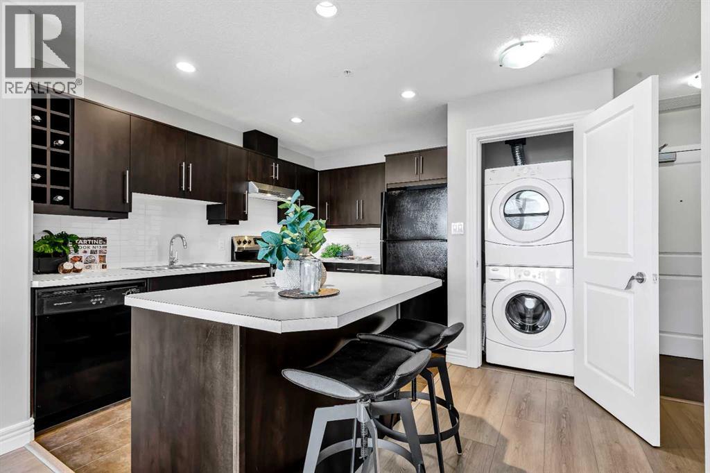 304, 55 Spruce Place Sw, Calgary, Alberta  T3C 3X5 - Photo 7 - A2320754