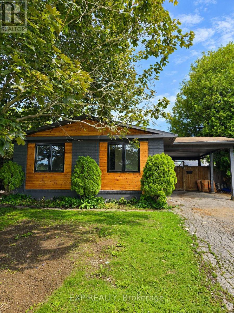 A - 428 Hatfield Crescent, Ottawa, Ontario  K1E 1M8 - Photo 1 - X13473146