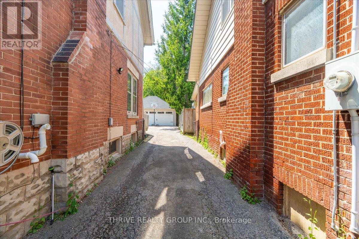 251 Ridout Street S, London South, Ontario  N6C 3Y5 - Photo 46 - X13473856