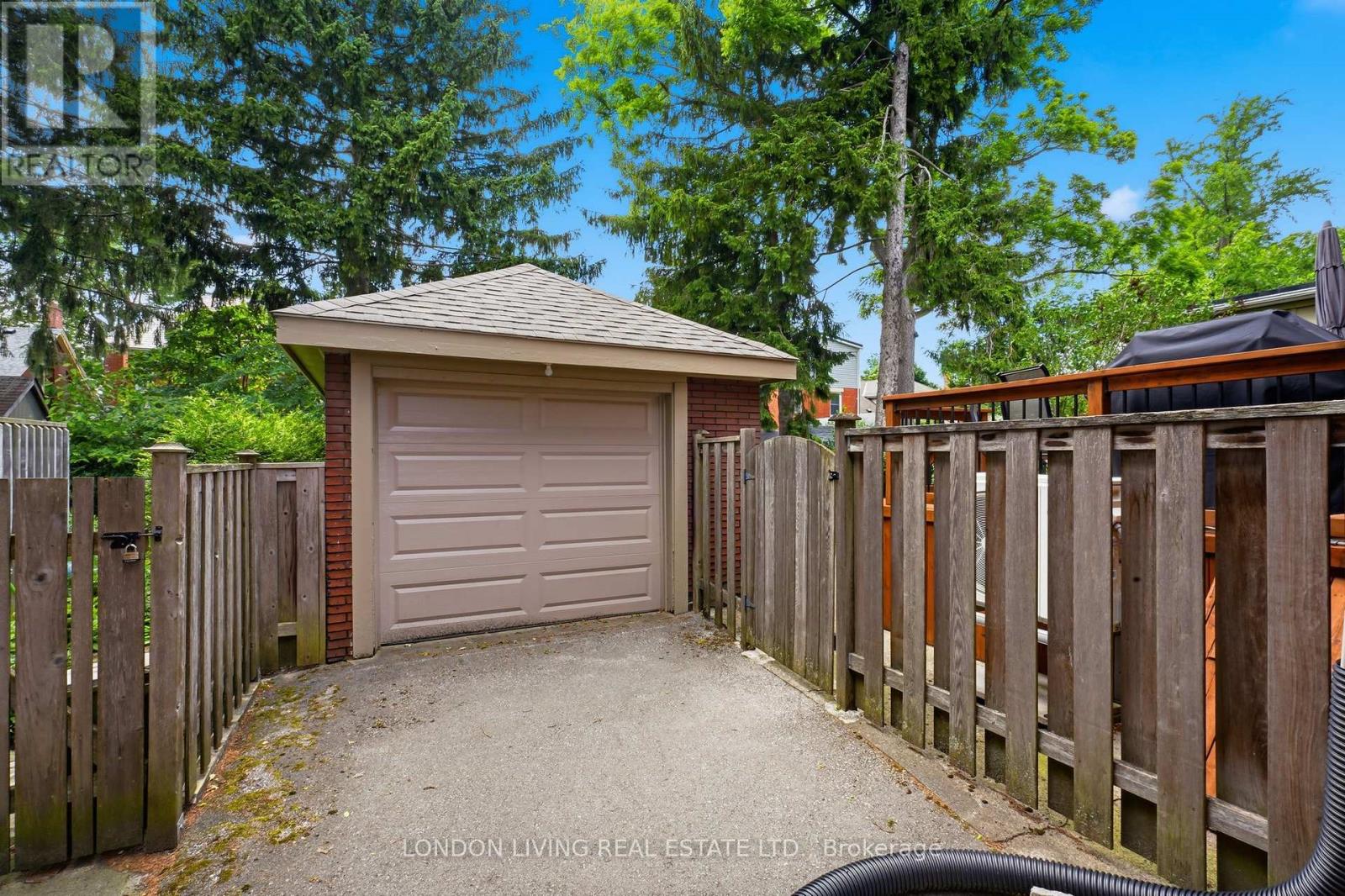 39 Gerrard Street, London South, Ontario  N6C 4C6 - Photo 33 - X13473904