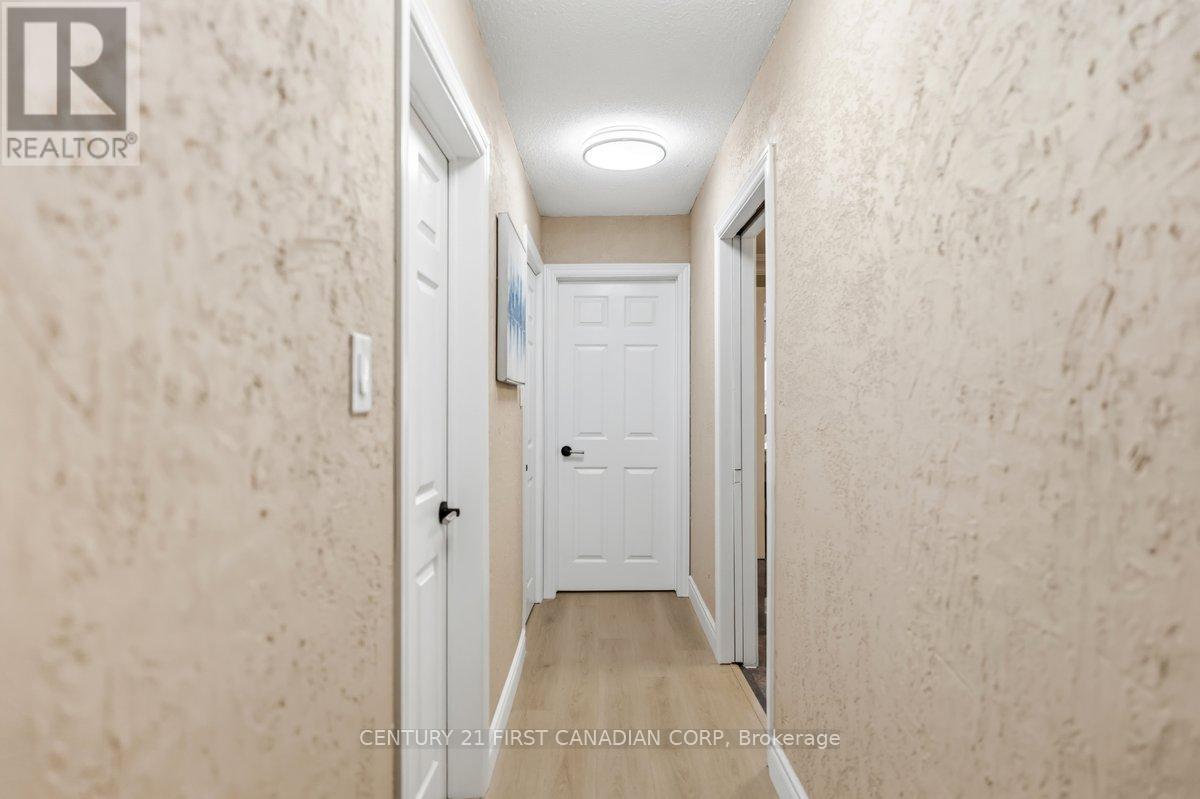 7263 Maywood Street, Niagara Falls, Ontario  L2E 5P6 - Photo 15 - X13472726