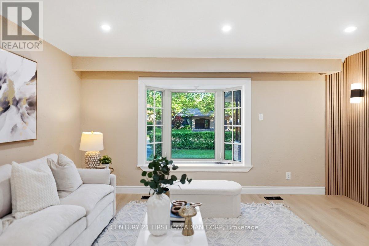 7263 Maywood Street, Niagara Falls, Ontario  L2E 5P6 - Photo 5 - X13472726