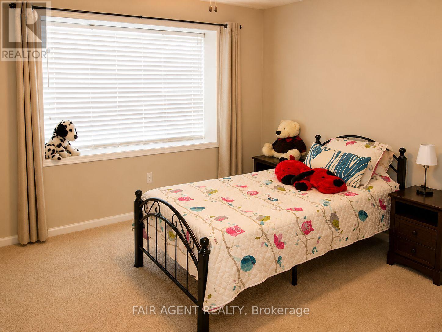 28 Elderberry Avenue, Grimsby, Ontario  L3M 5R5 - Photo 16 - X13474918
