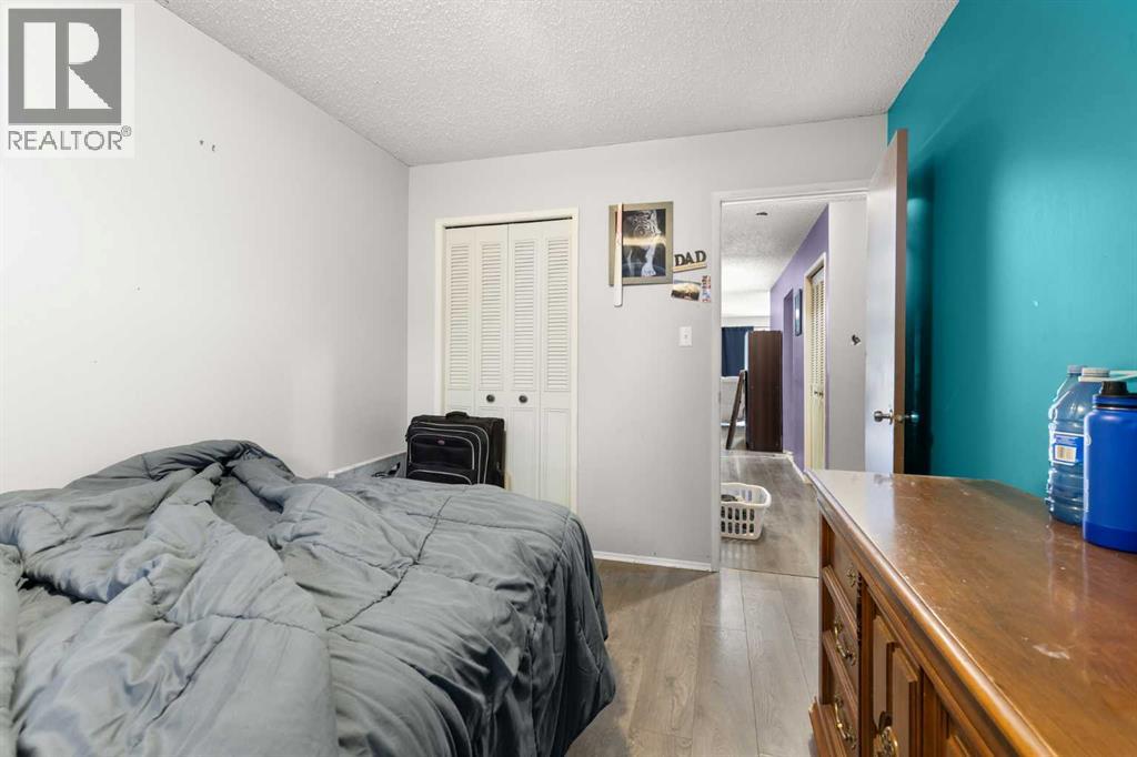 211 Ross Glen Drive Se, Medicine Hat, Alberta  T1B 1N7 - Photo 14 - A2323167