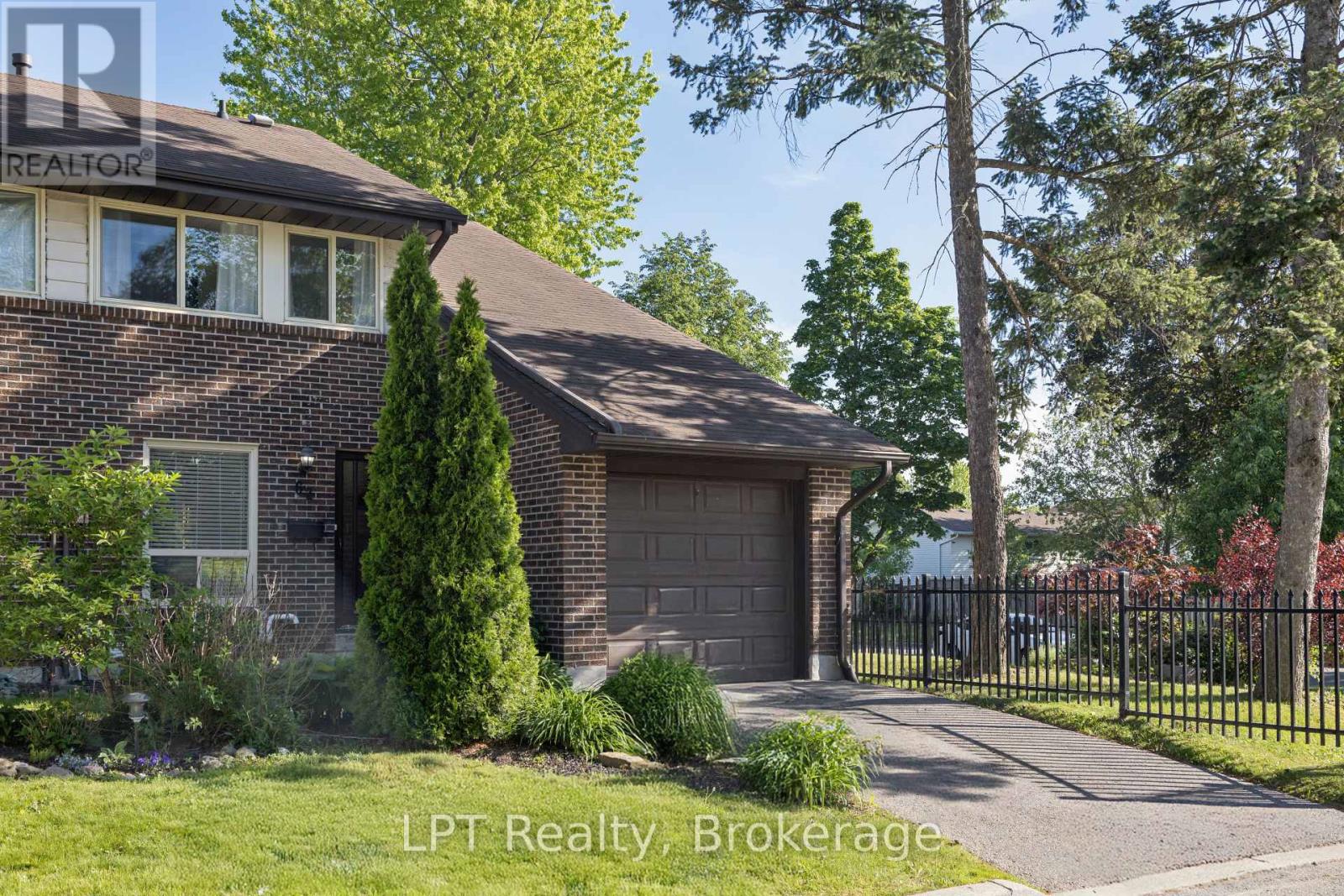 62 - 155 Glovers Road, Oshawa, Ontario L1G 7A4 - Photo 2 - E13473608