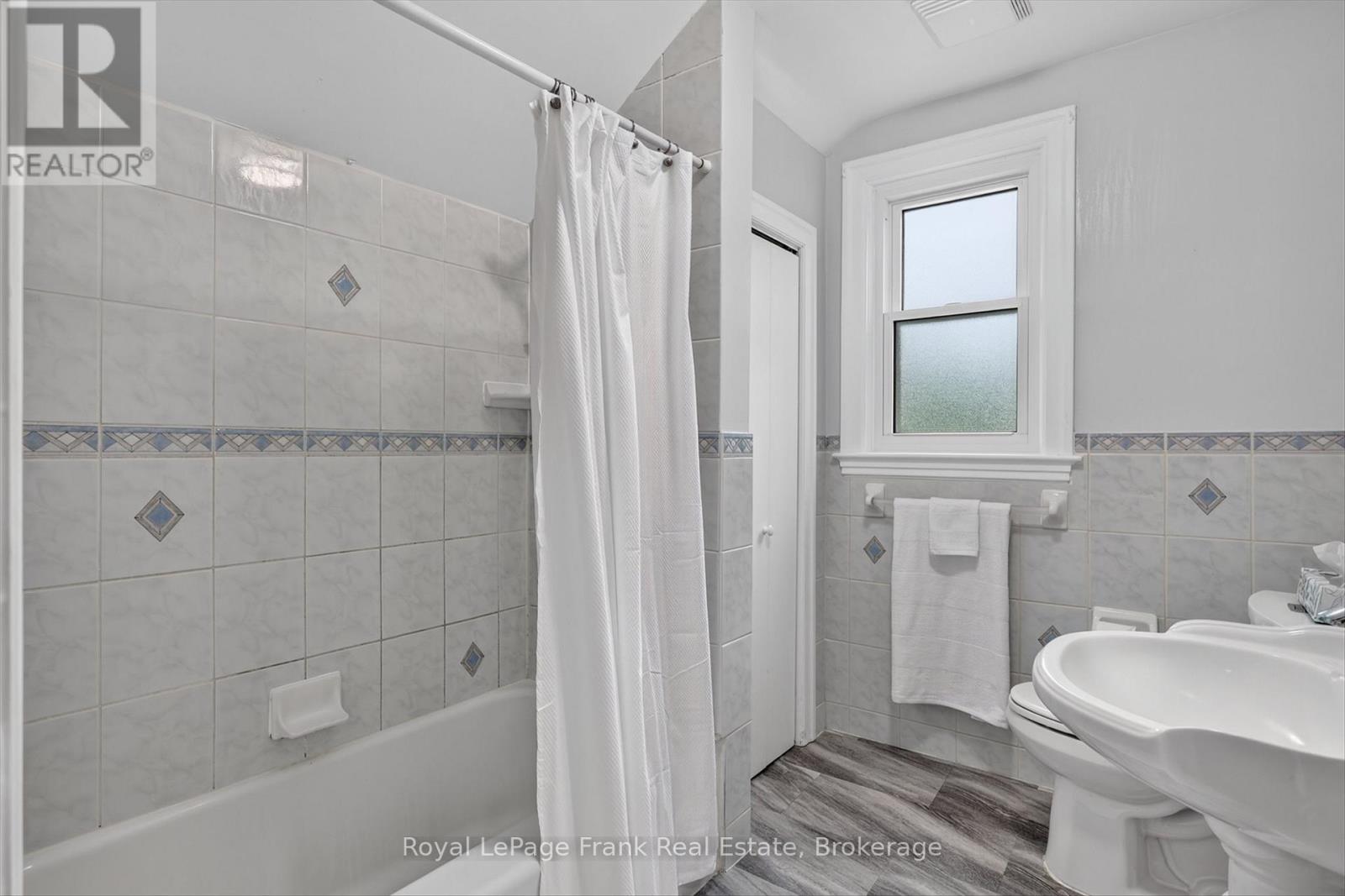 217 Mcclennan Street, Peterborough, Ontario  K9H 5H8 - Photo 29 - X13467212