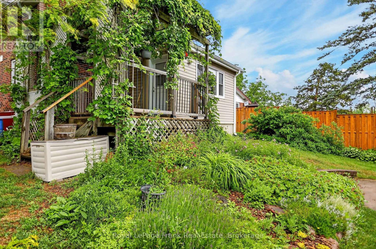 217 Mcclennan Street, Peterborough, Ontario  K9H 5H8 - Photo 40 - X13467212