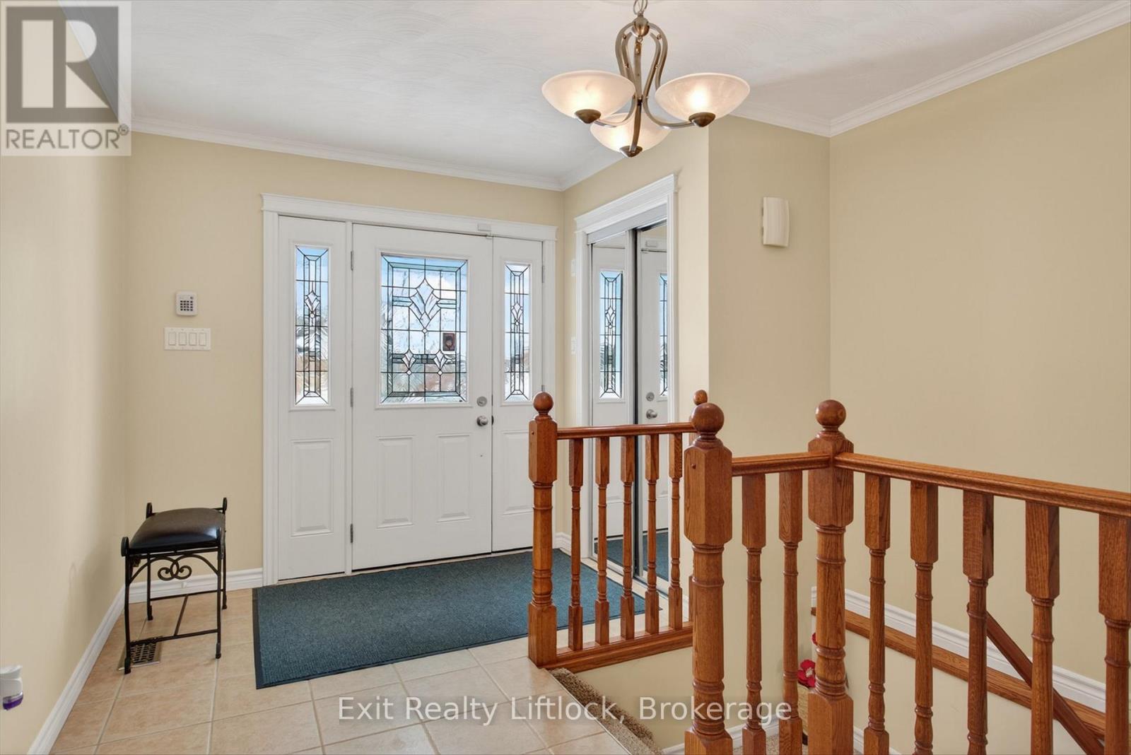 1724 Glenforest Boulevard, Peterborough, Ontario  K9K 2P5 - Photo 3 - X13465966