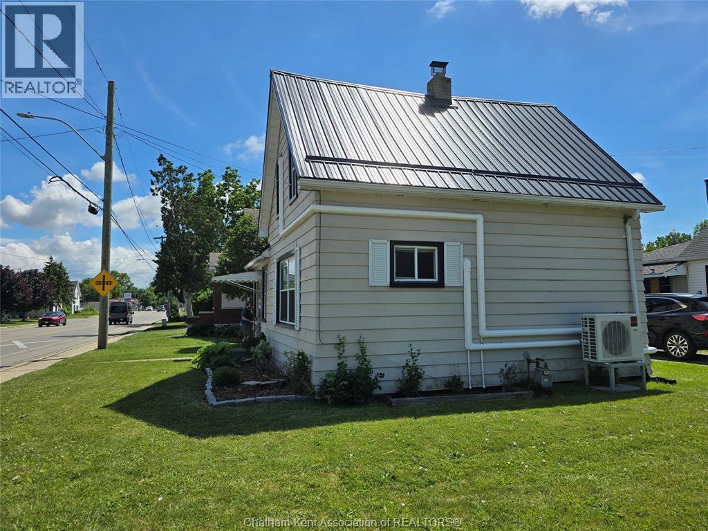 306 Murray Street, Wallaceburg, Ontario  N8A 1V4 - Photo 3 - 26014851