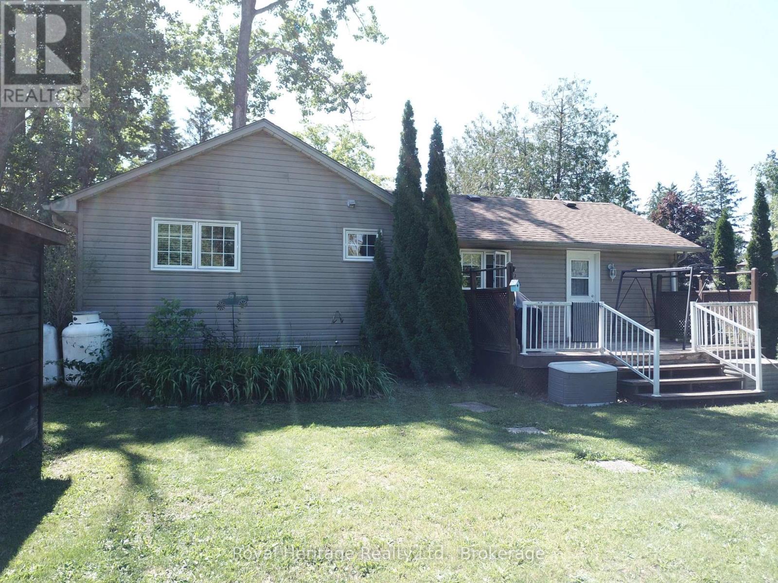 15 Oakwood Drive, Kawartha Lakes (Verulam), Ontario  K0M 1N0 - Photo 17 - X13472832