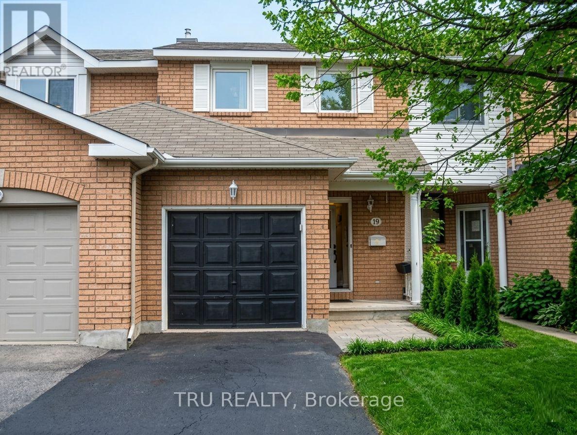 19 Mountshannon Drive, Ottawa, Ontario K2J 4B8 - Photo 1 - X13475574
