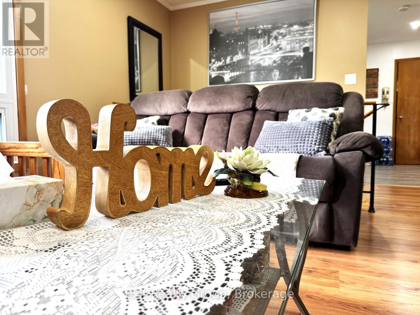 30 Alfred Street, Quinte West, Ontario  K8V 2B1 - Photo 4 - X13473120