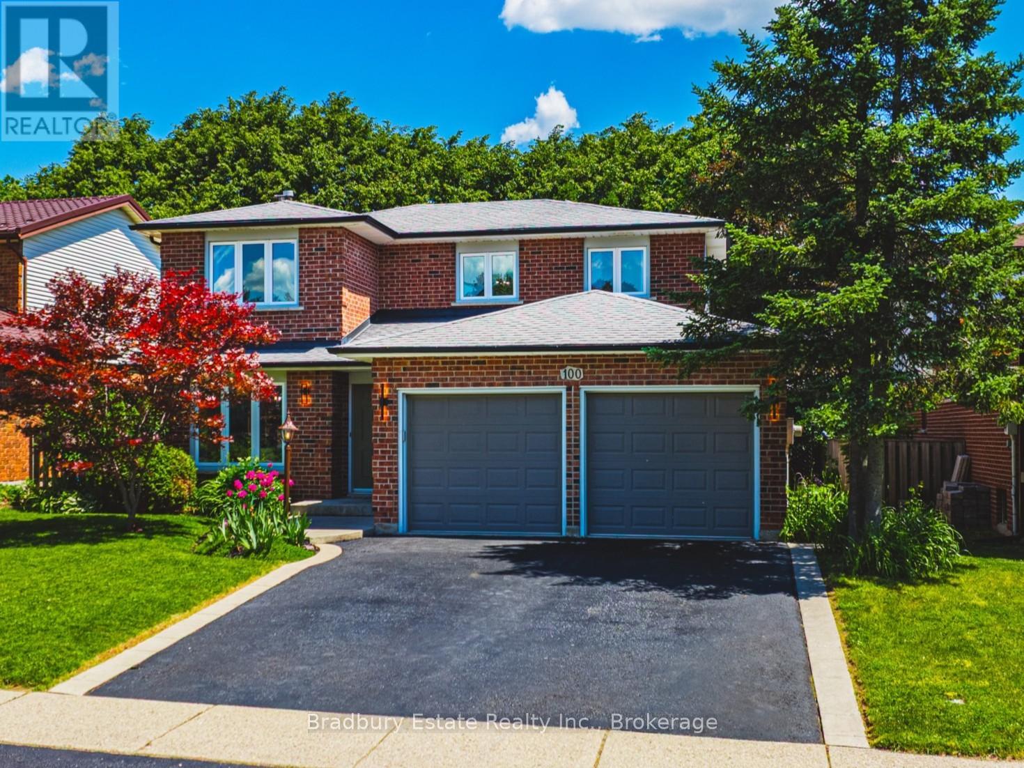 100 CHUDLEIGH STREET, Hamilton, Ontario