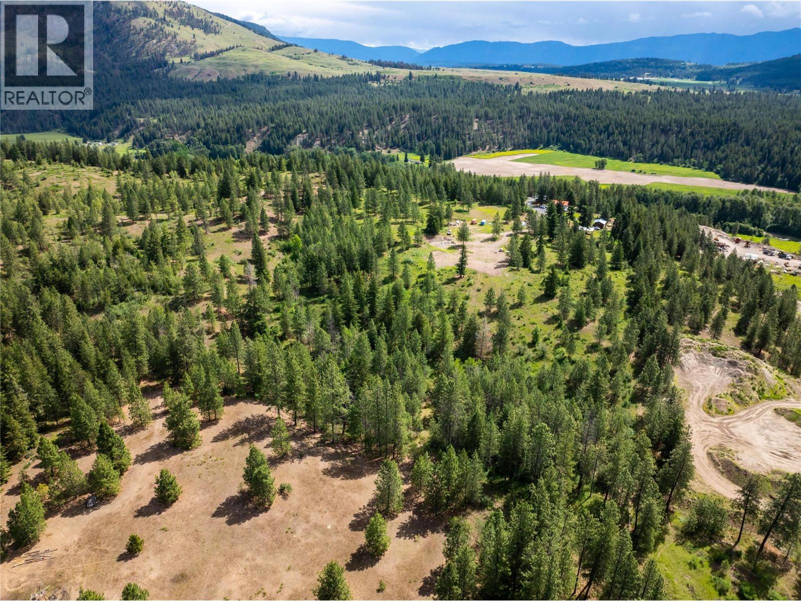 3230 Salmon River Road, Salmon Arm, British Columbia  V1E 3H9 - Photo 49 - 10380319