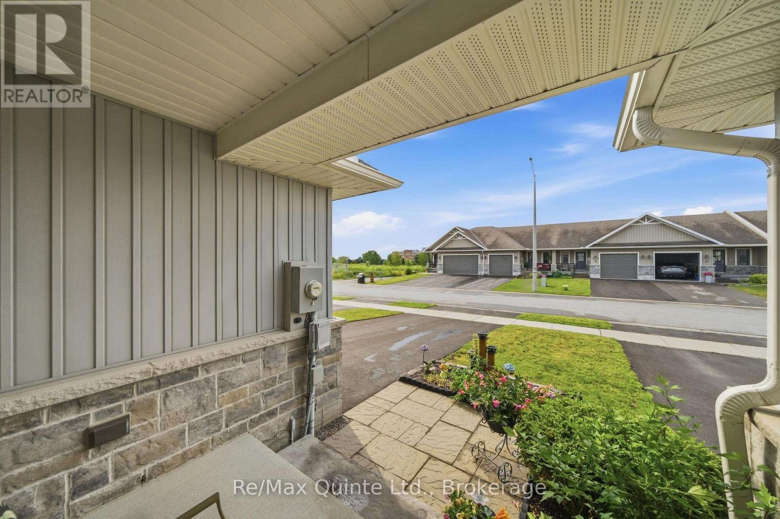 40 Cobblestone Street, Belleville, Ontario  K8P 0B8 - Photo 5 - X13473344