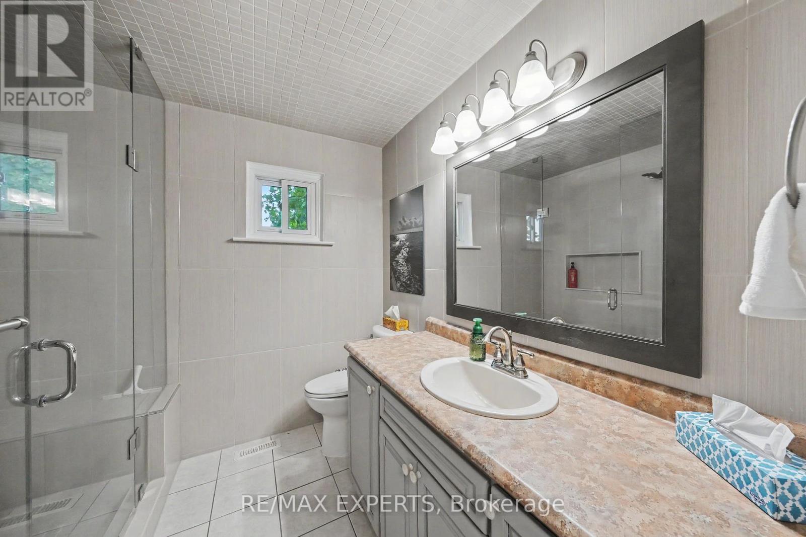 32 Oak Court, Aurora, Ontario  L4G 3J6 - Photo 24 - N13473100