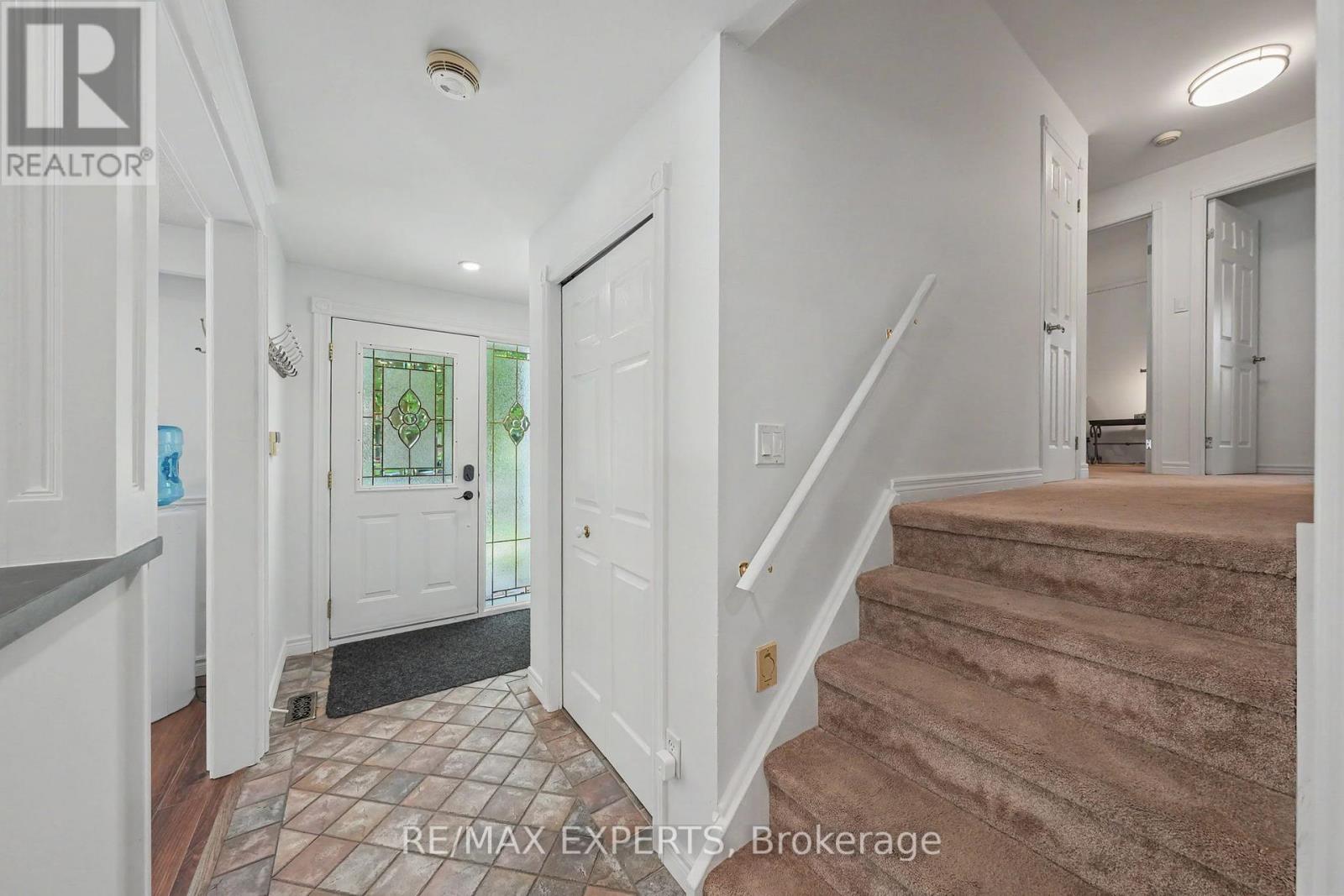 32 Oak Court, Aurora, Ontario  L4G 3J6 - Photo 21 - N13473100