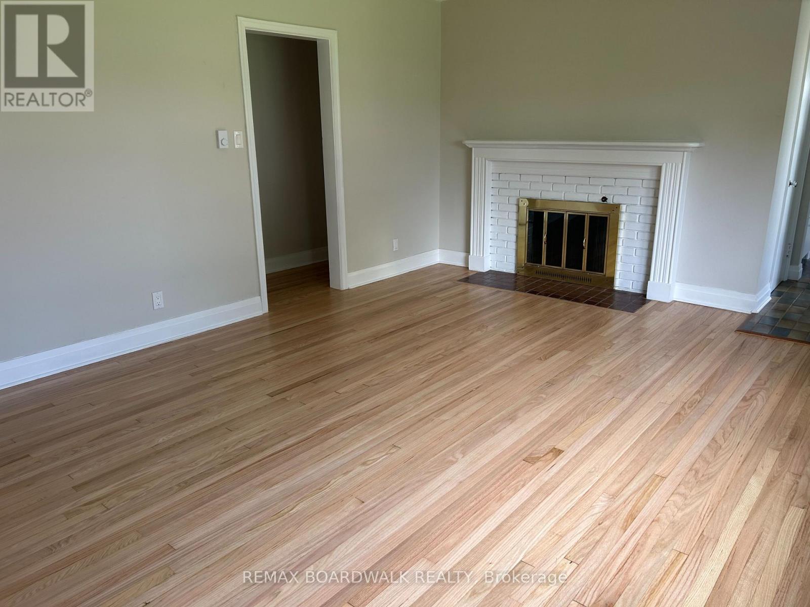 15 Butterfield Place, Brockville, Ontario  K6V 1M4 - Photo 3 - X13476014