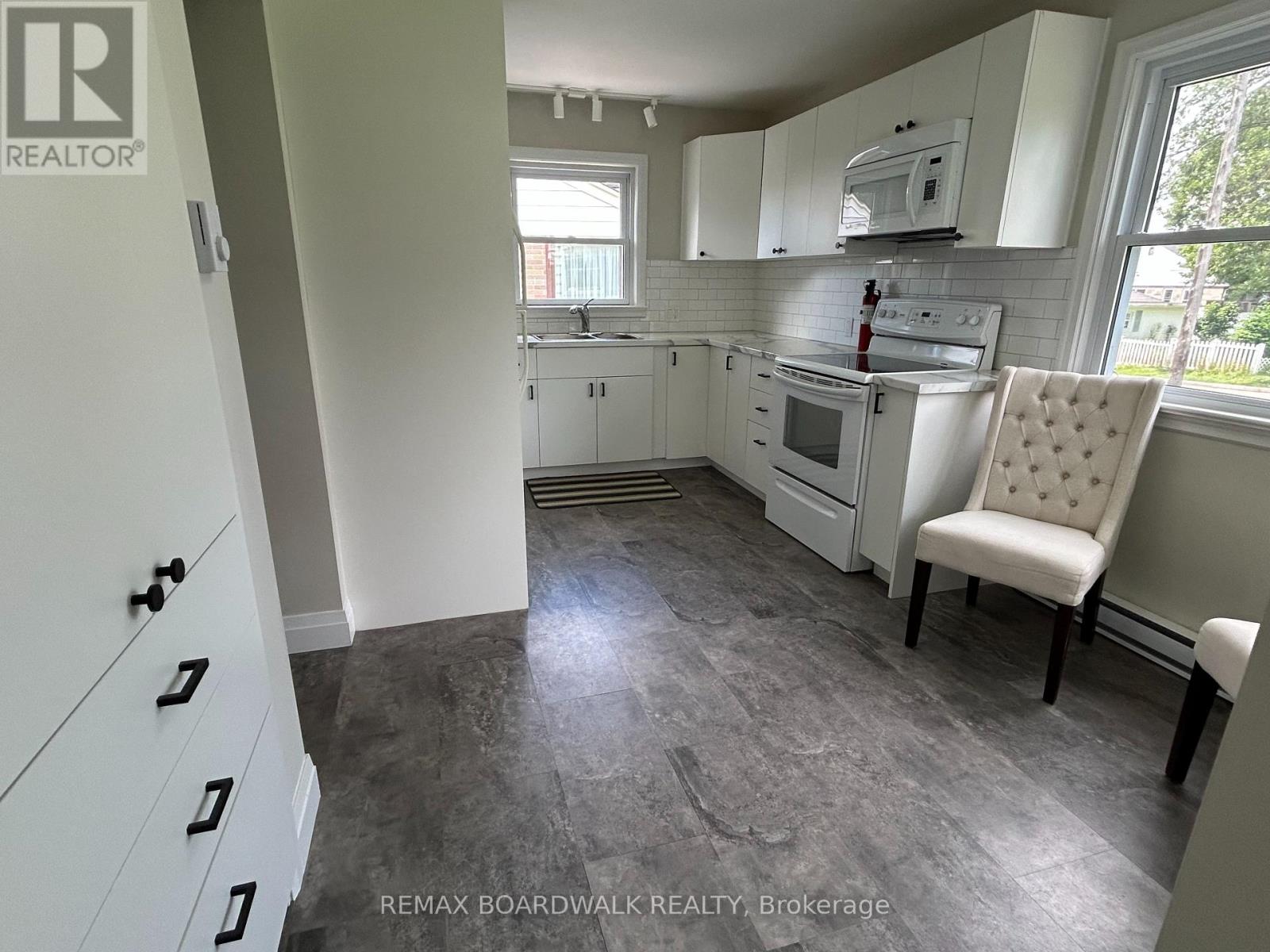 15 Butterfield Place, Brockville, Ontario  K6V 1M4 - Photo 7 - X13476014