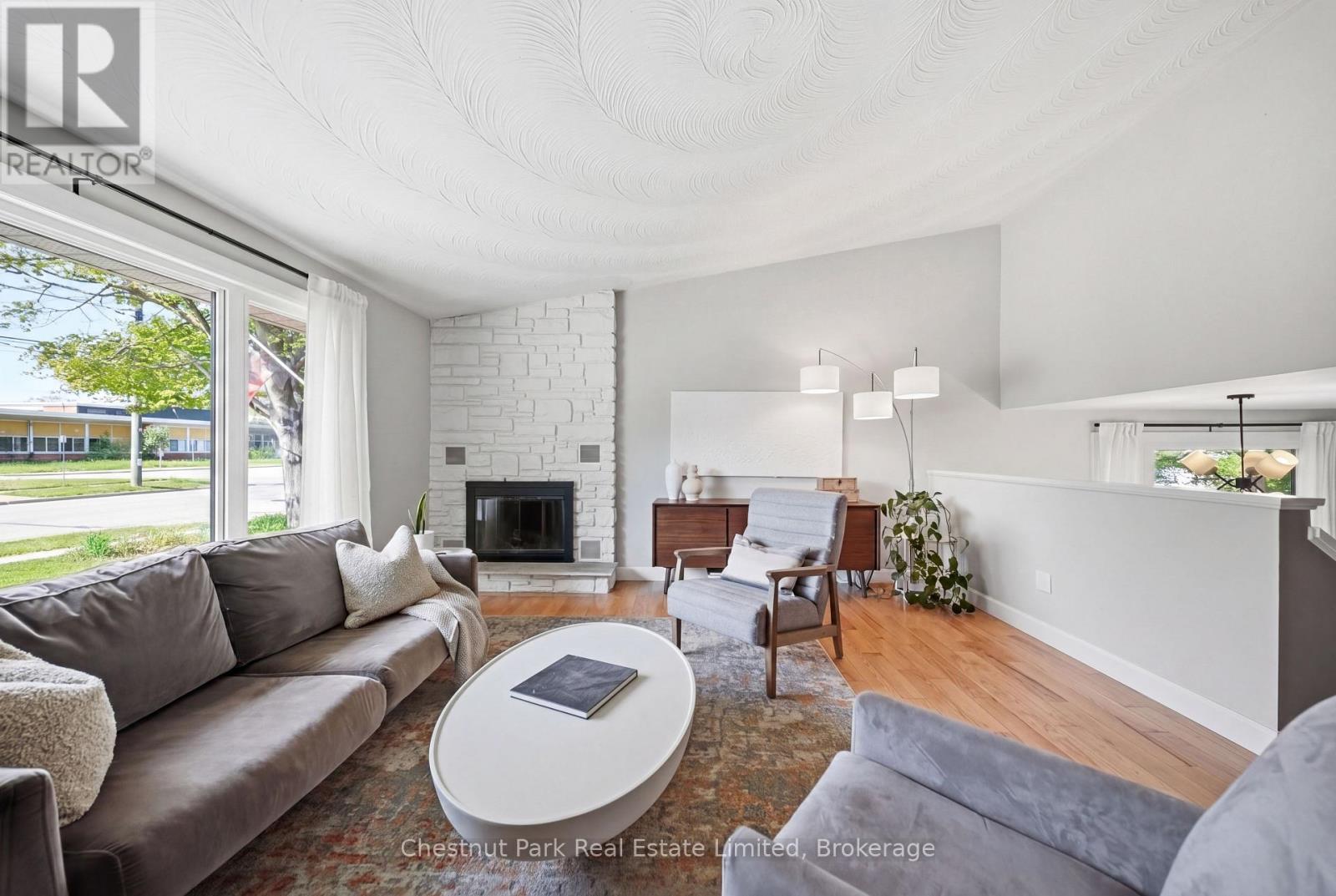 32 Barker Street, Prince Edward County, Ontario  K0K 2T0 - Photo 7 - X13473678