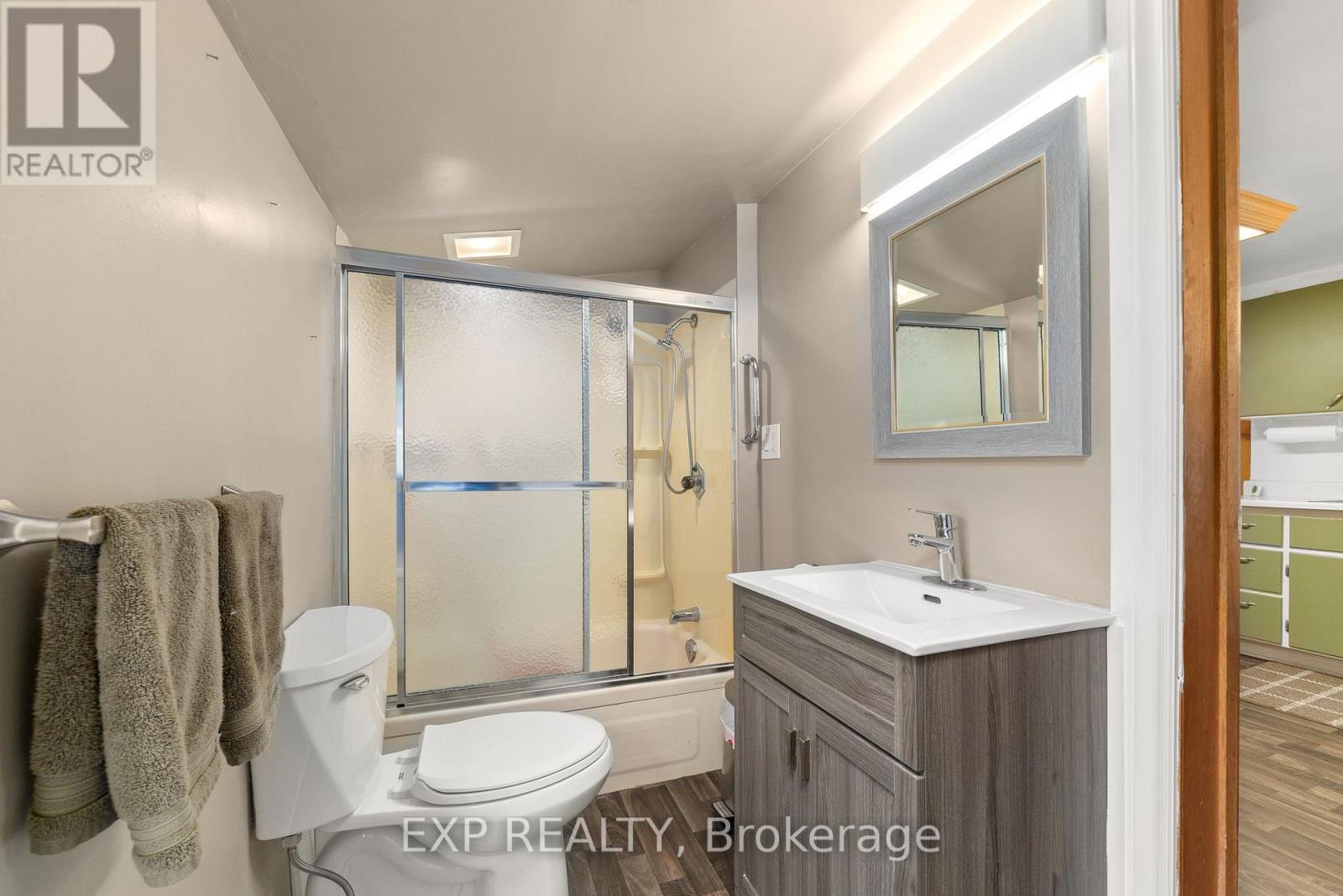 21331 Loyalist Parkway, Prince Edward County, Ontario  K0K 1L0 - Photo 30 - X13473680