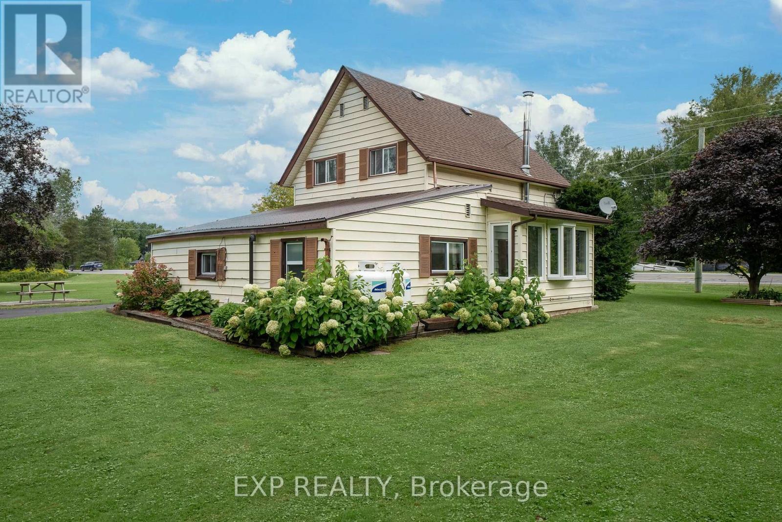 21331 Loyalist Parkway, Prince Edward County, Ontario  K0K 1L0 - Photo 5 - X13473680