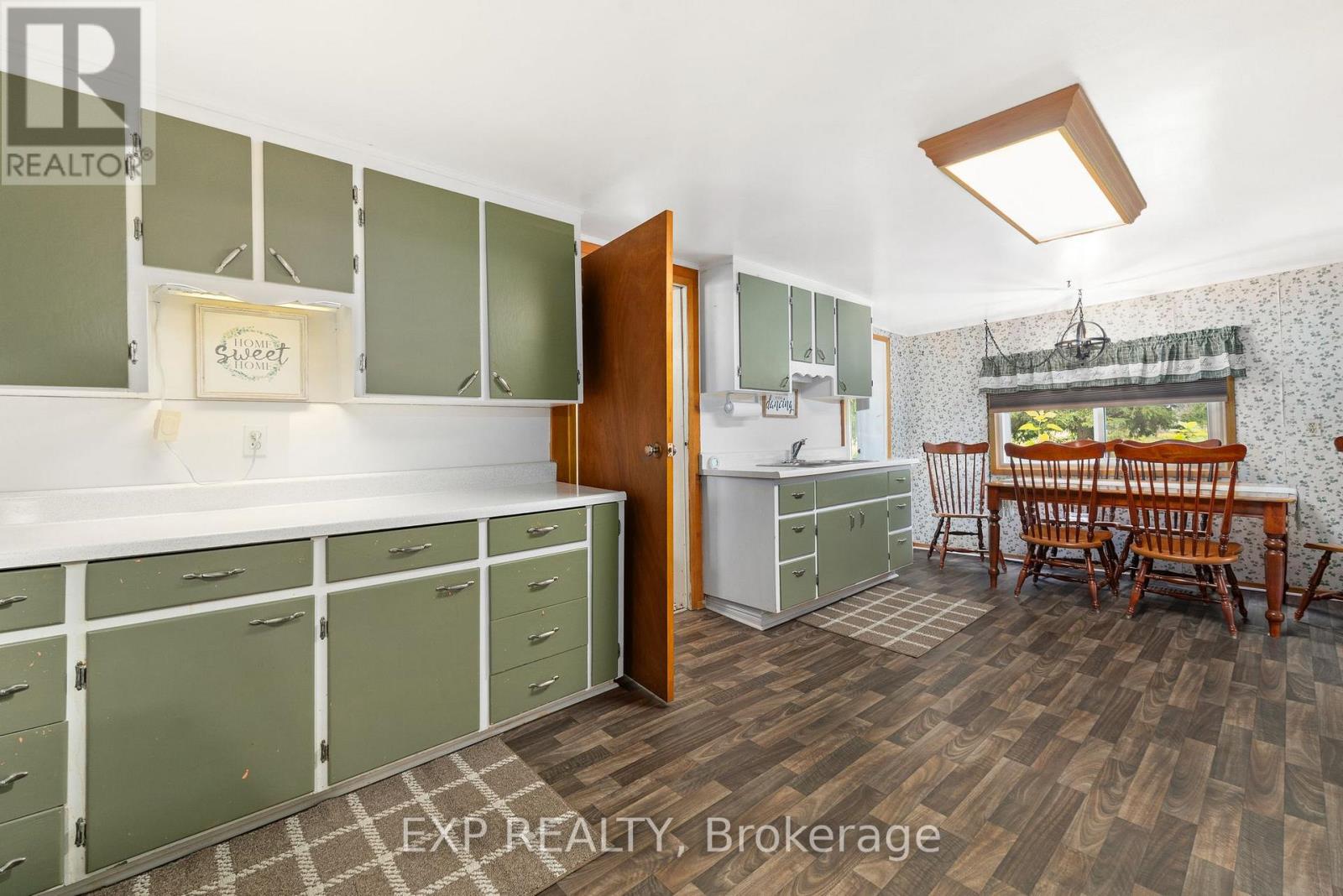 21331 Loyalist Parkway, Prince Edward County, Ontario  K0K 1L0 - Photo 28 - X13473680