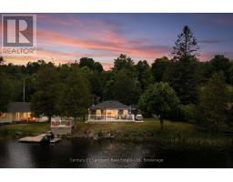 1004 C ALMOND LANE, Frontenac, Ontario