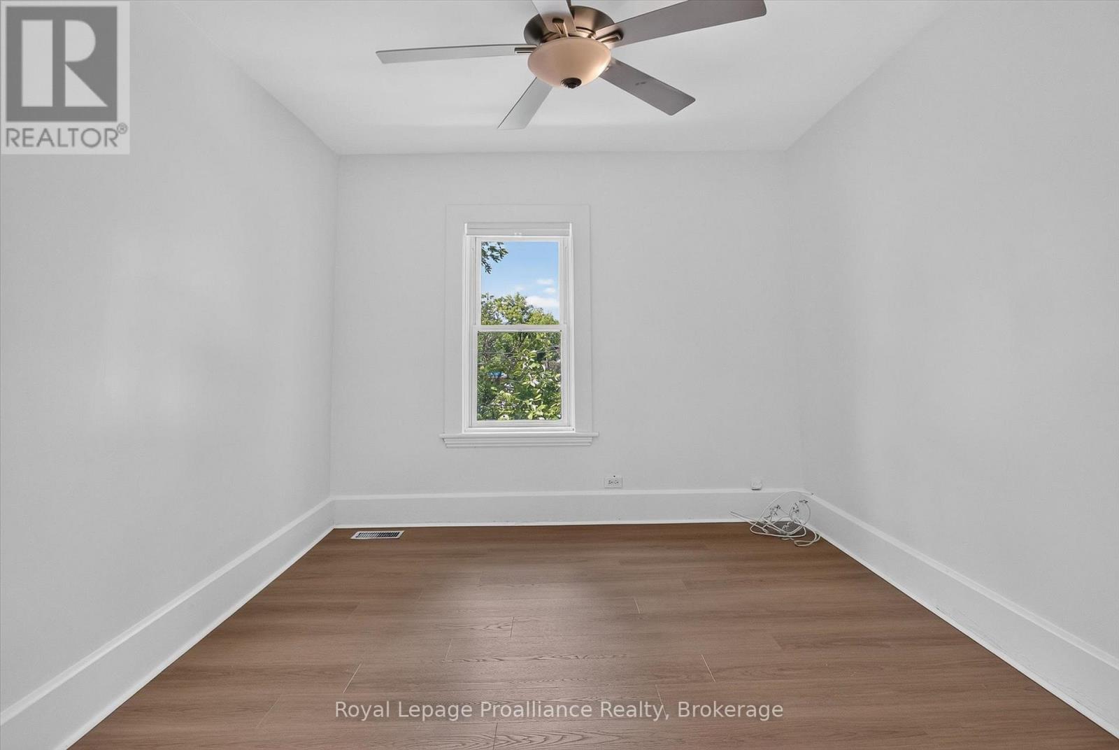 367 Edinburgh Street, Peterborough, Ontario  K9H 3G1 - Photo 17 - X13474184