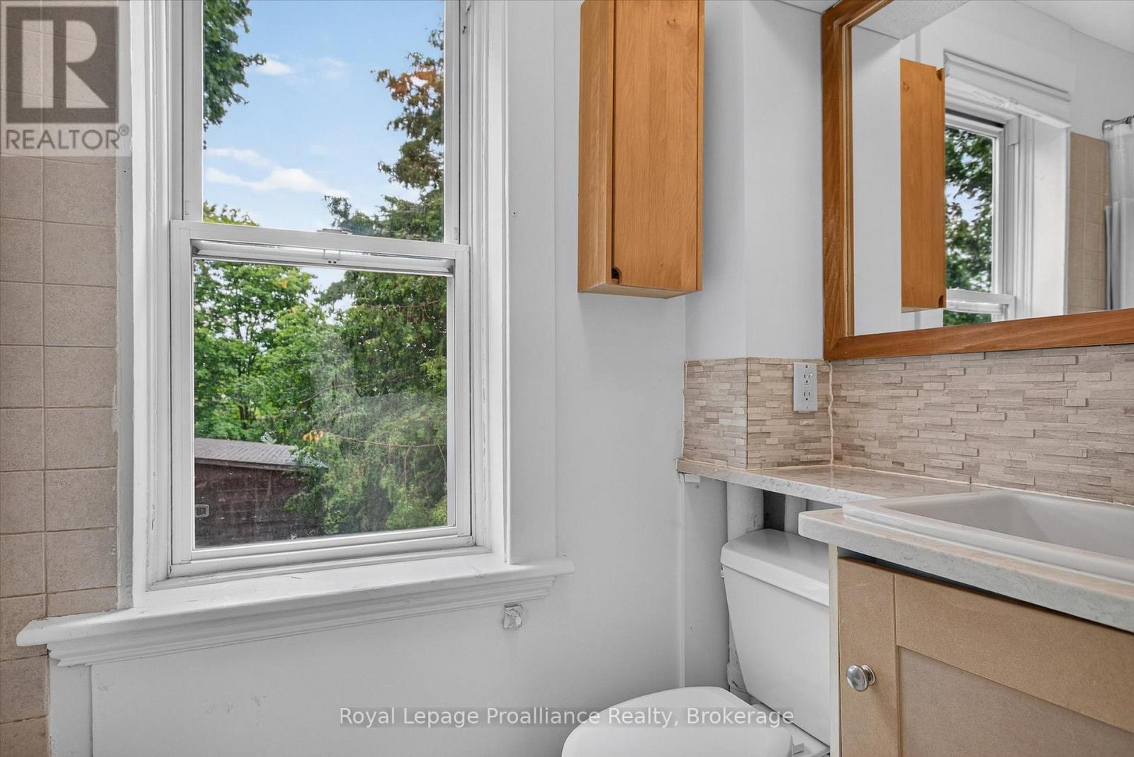 367 Edinburgh Street, Peterborough, Ontario  K9H 3G1 - Photo 19 - X13474184