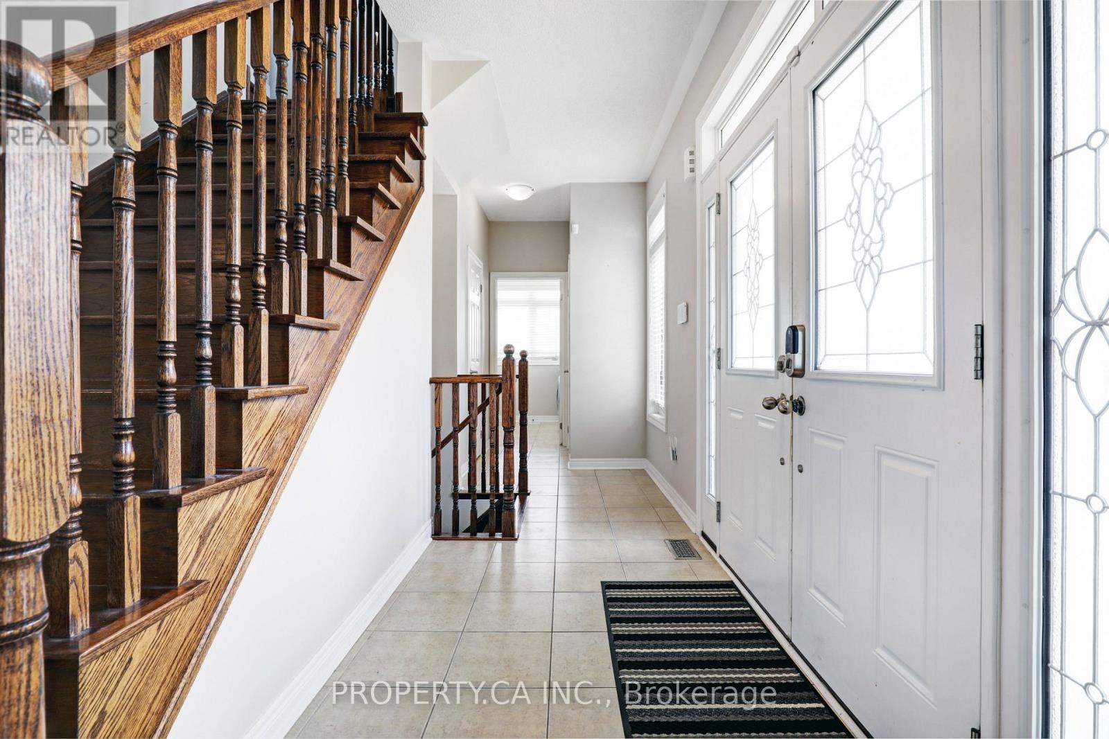 41 Spruce Pine Crescent, Vaughan, Ontario L6A 4T3 - Photo 3 - N13473488