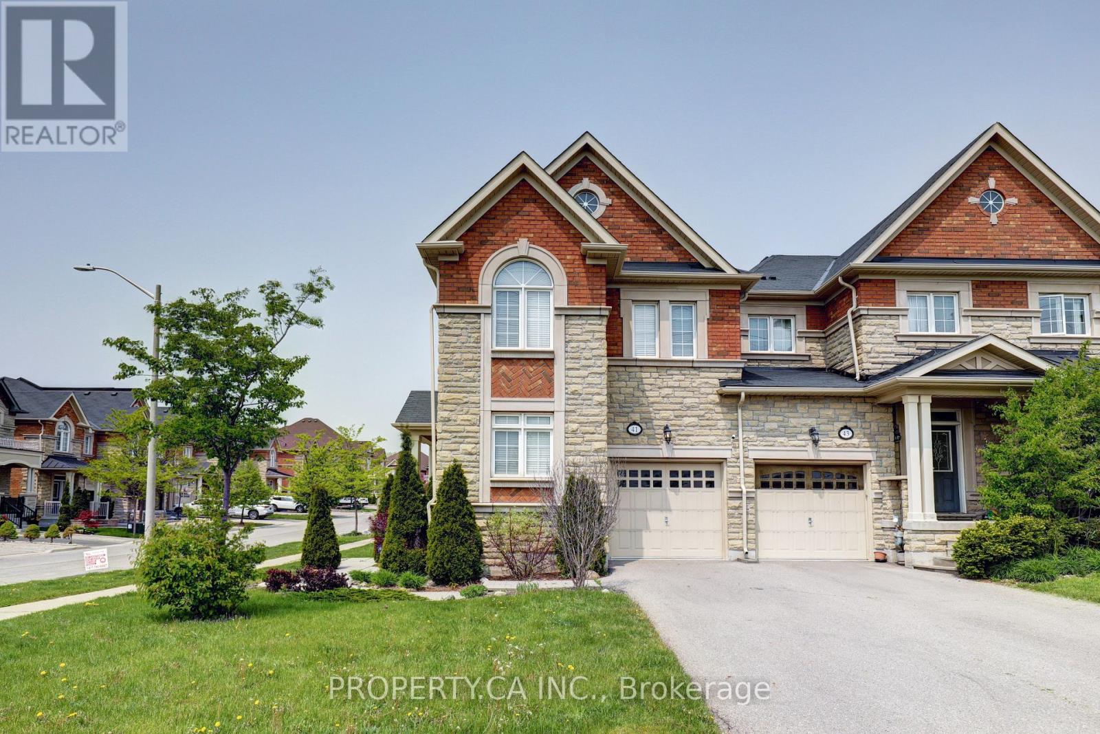 41 Spruce Pine Crescent, Vaughan, Ontario L6A 4T3 - Photo 2 - N13473488
