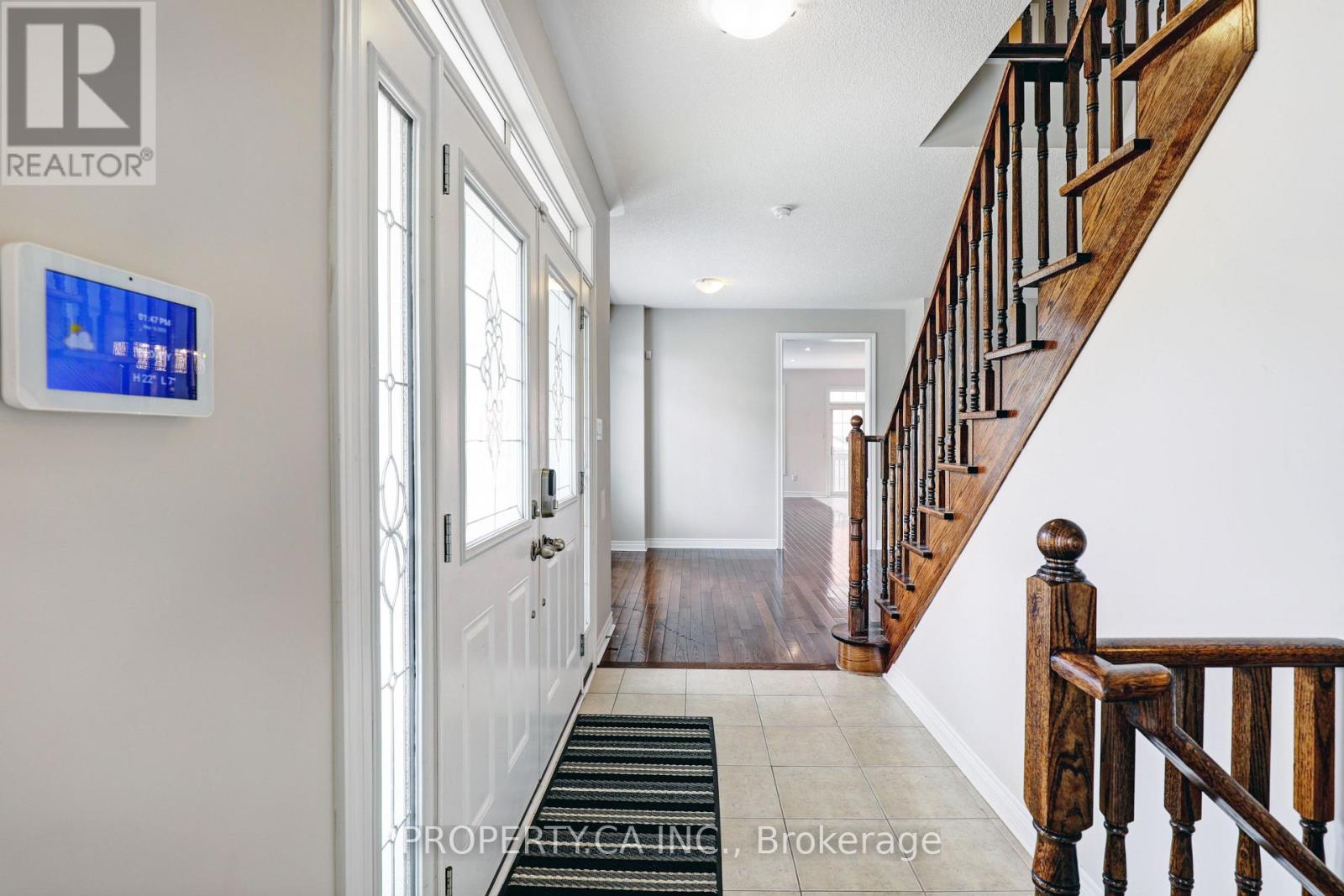 41 Spruce Pine Crescent, Vaughan, Ontario L6A 4T3 - Photo 4 - N13473488