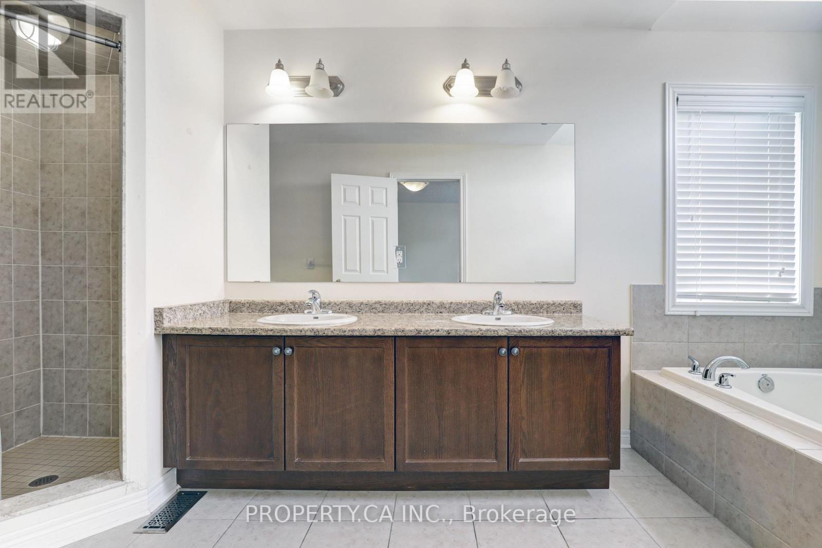 41 Spruce Pine Crescent, Vaughan, Ontario L6A 4T3 - Photo 22 - N13473488