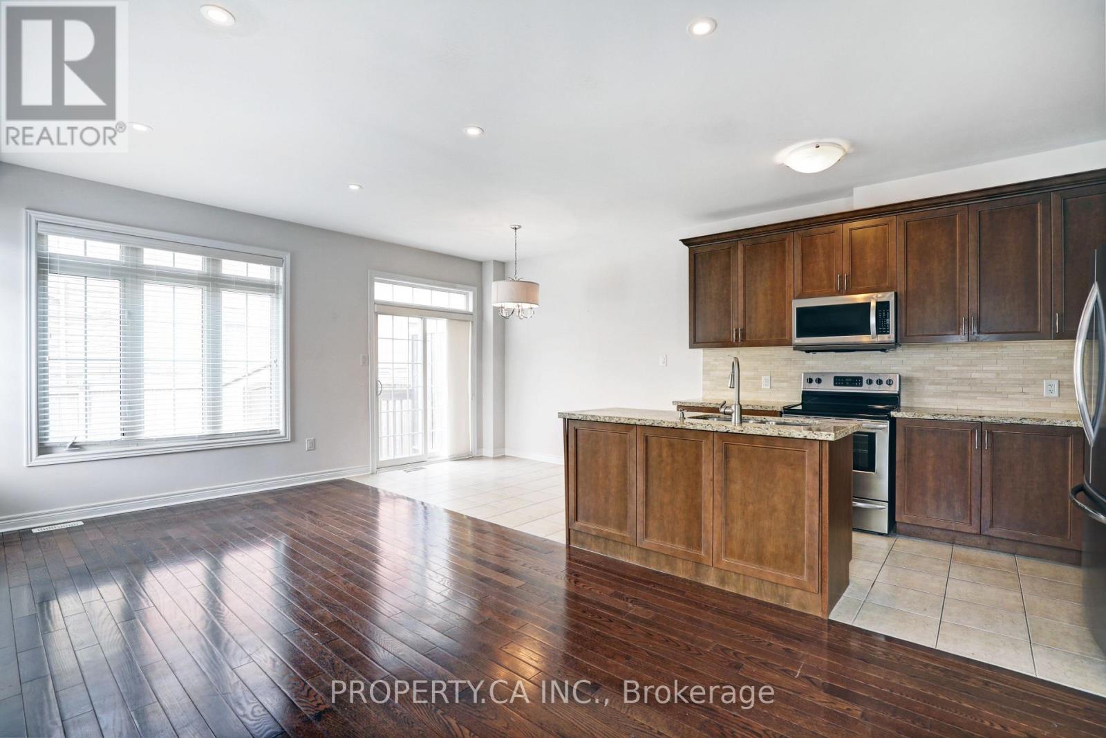 41 Spruce Pine Crescent, Vaughan, Ontario L6A 4T3 - Photo 8 - N13473488